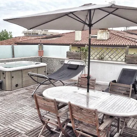 Apartament Bilocale Attico Villamarina *